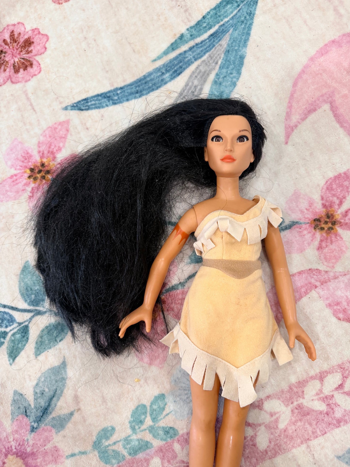 Vintage applause Pocahontas doll