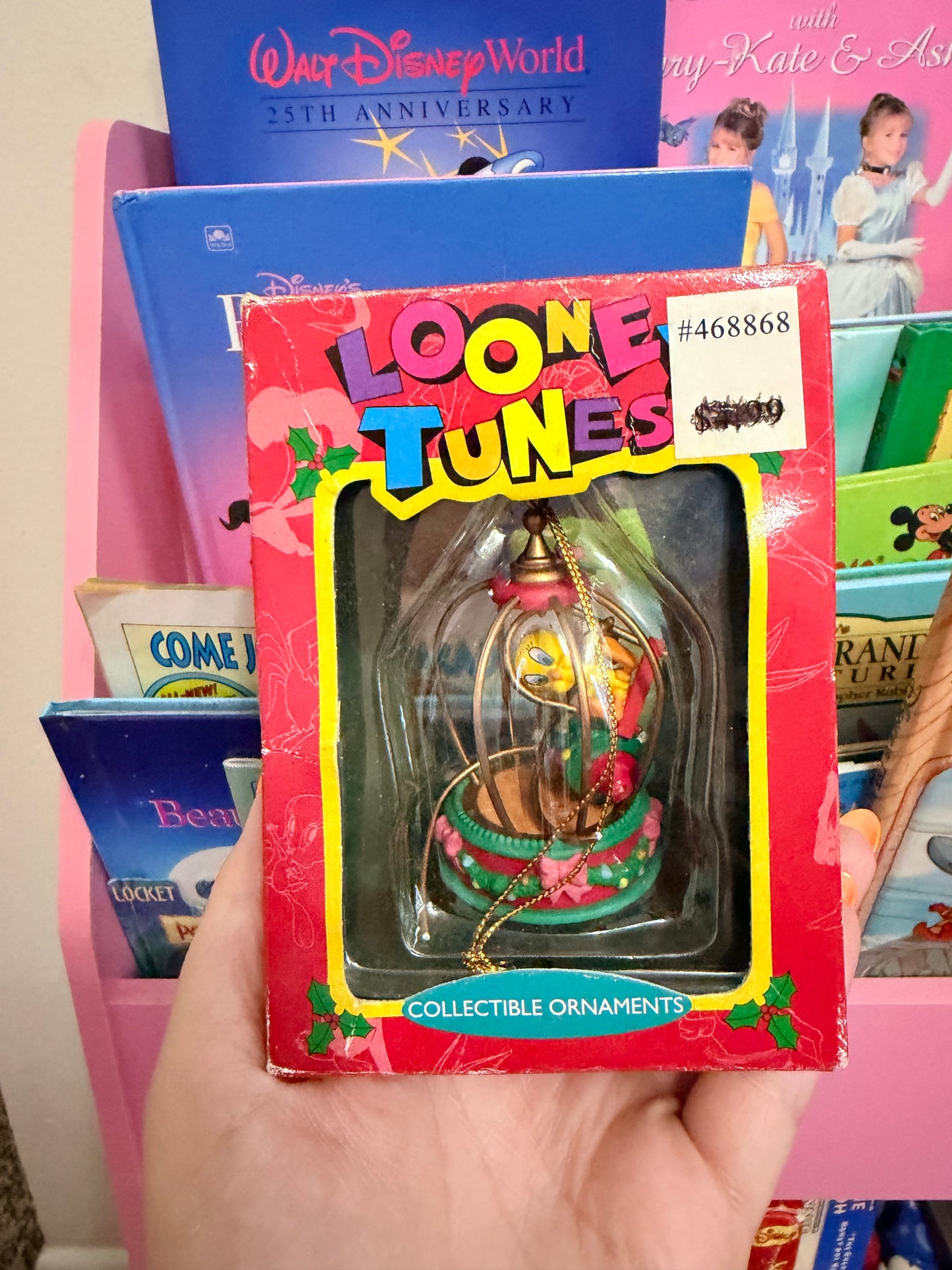 Looney Tunes Tweety collectible ornament