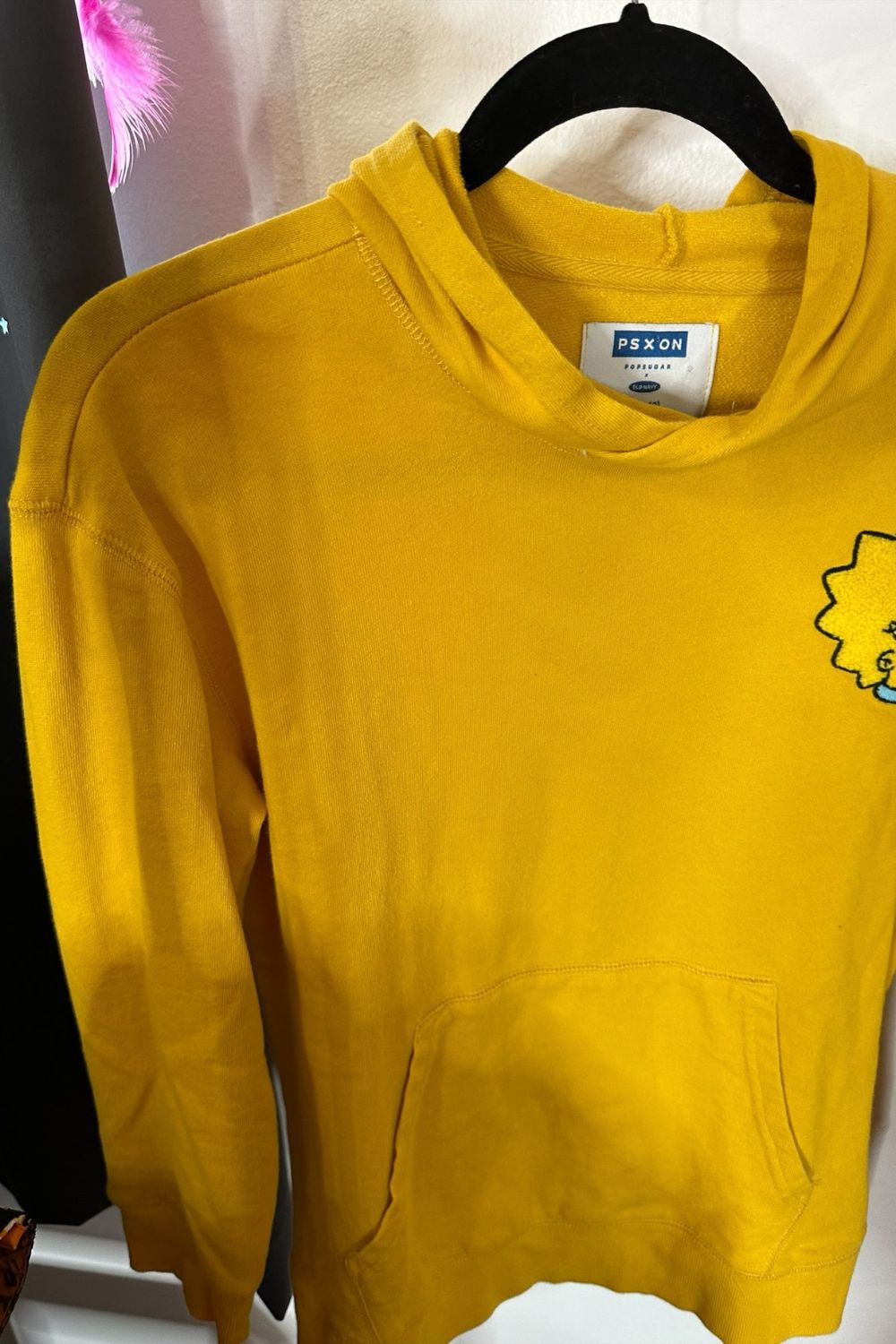 MAGGIE SIMPSON KIDS HOODIE - SIZE L (8-12)*