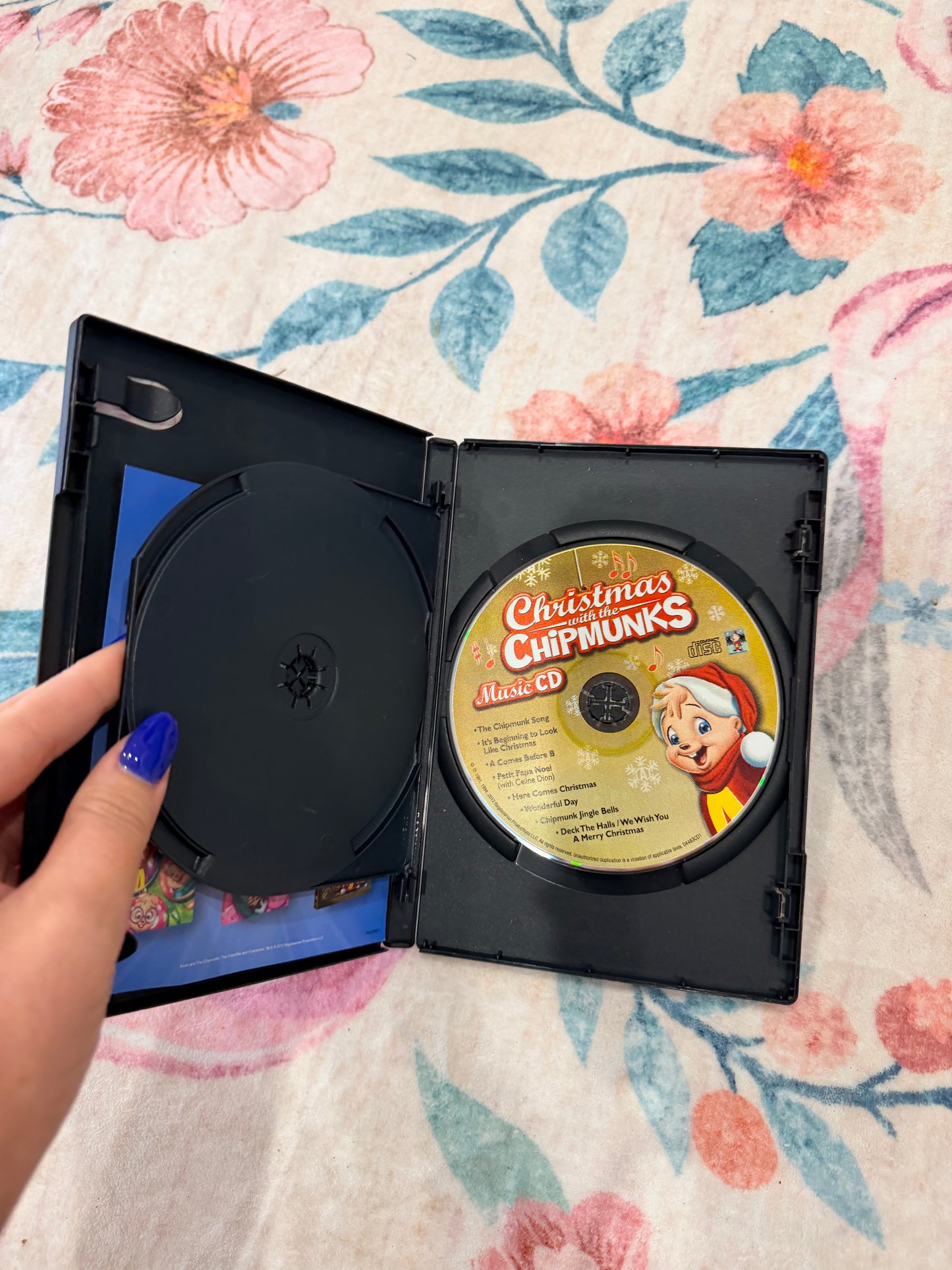 Christmas with the chipmunks dvd & cd combo