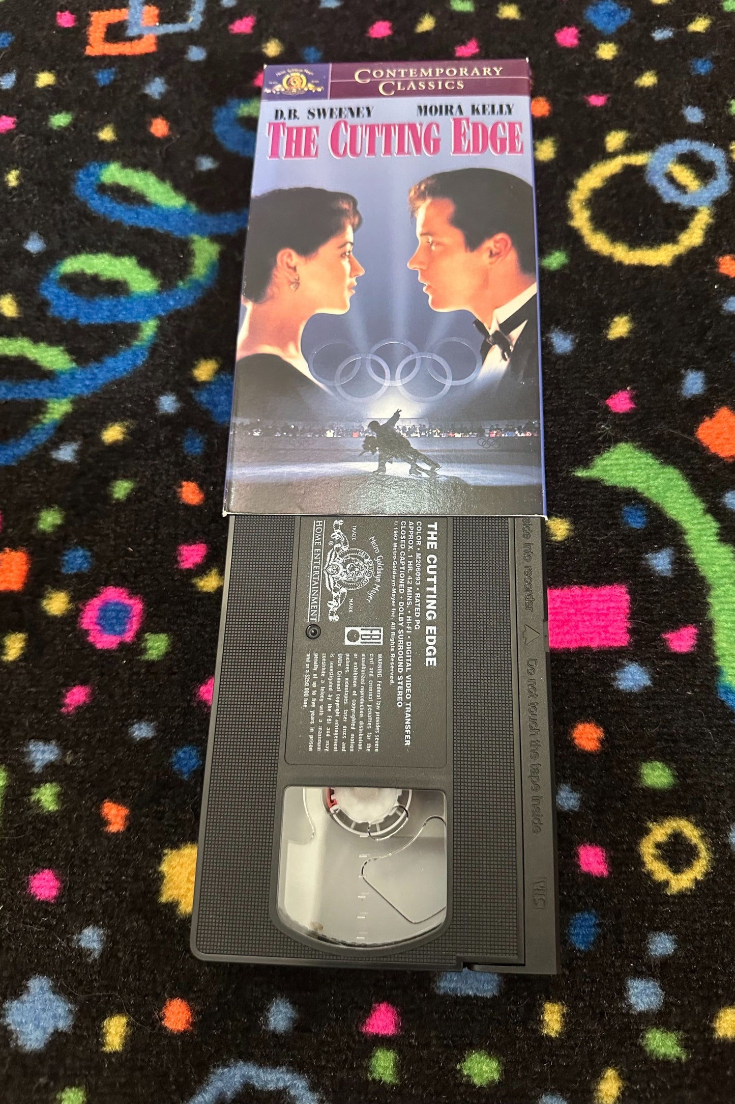 THE CUTTING EDGE VHS*
