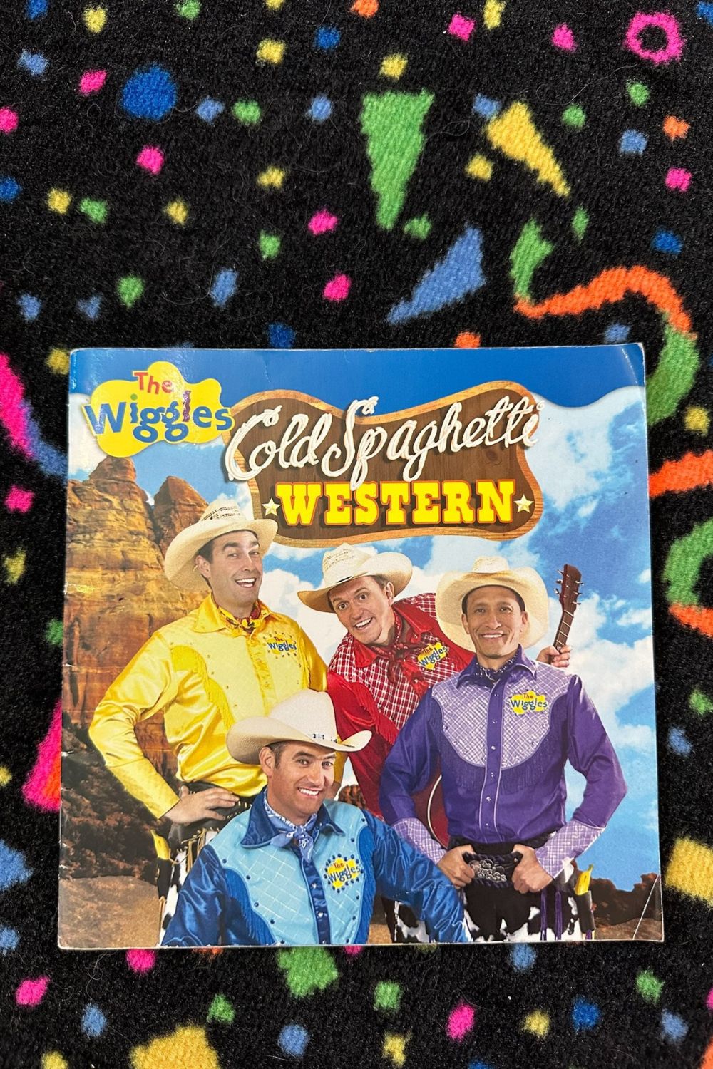 THE WIGGLES COLD SPAGHETTI BOOK* – Nostalchicks