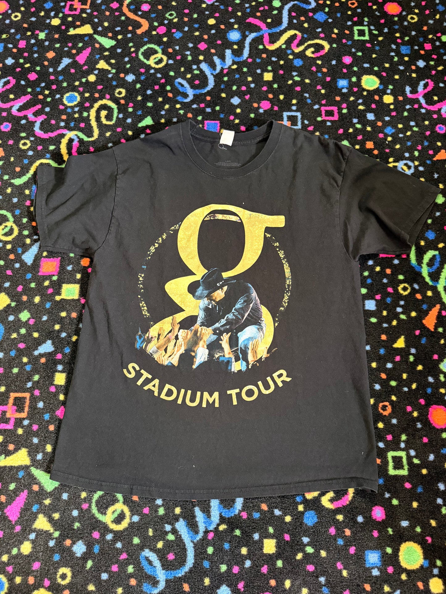 Garth Brooks Stadium Tour Tee Large