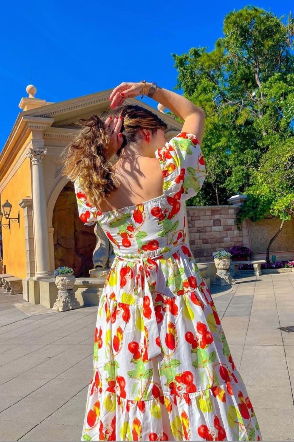 PICNIC STAND OUT DRESS