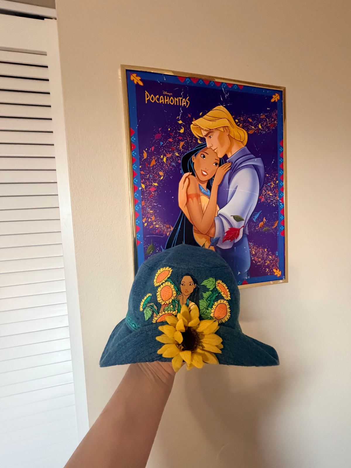 Rare vintage Pocahontas denim with flower 90’s bucket hat - toddlers/kids