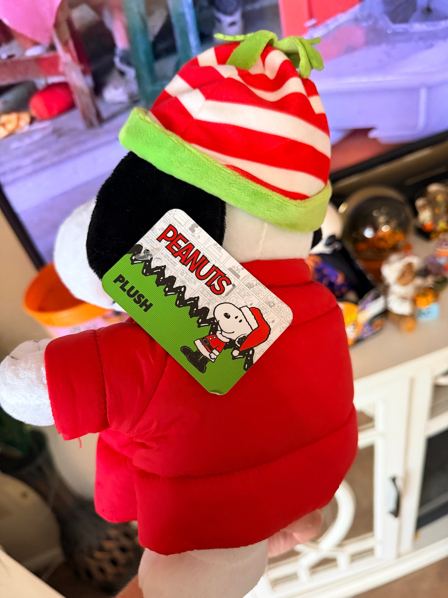 Winter snoopy plush