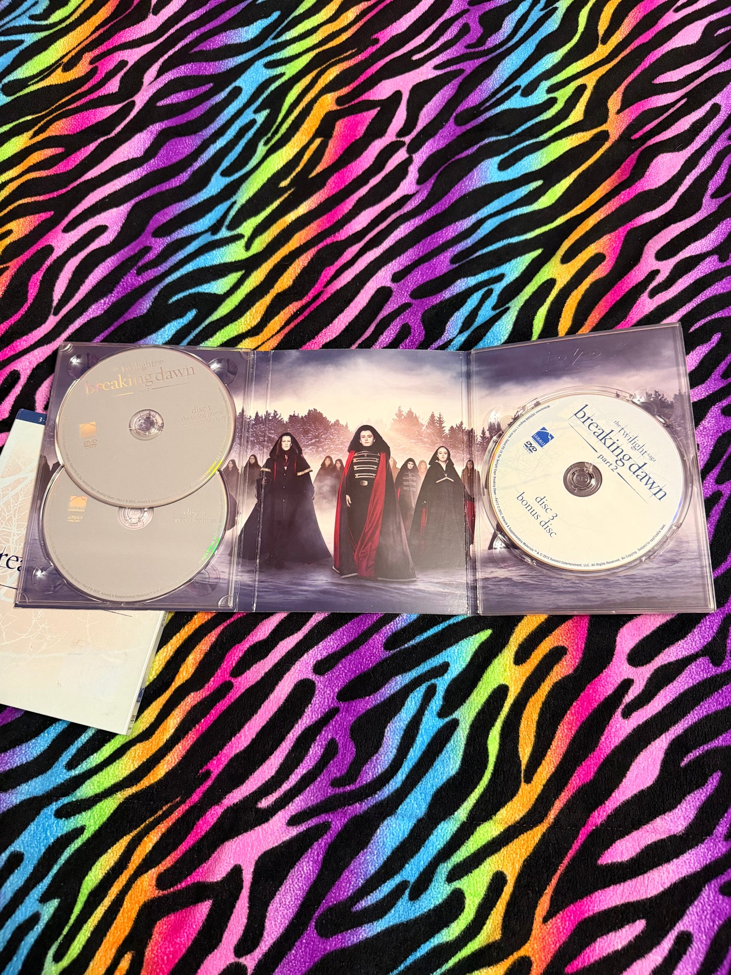The Twilight Saga breaking Dawn part 2 3 disc dvd set
