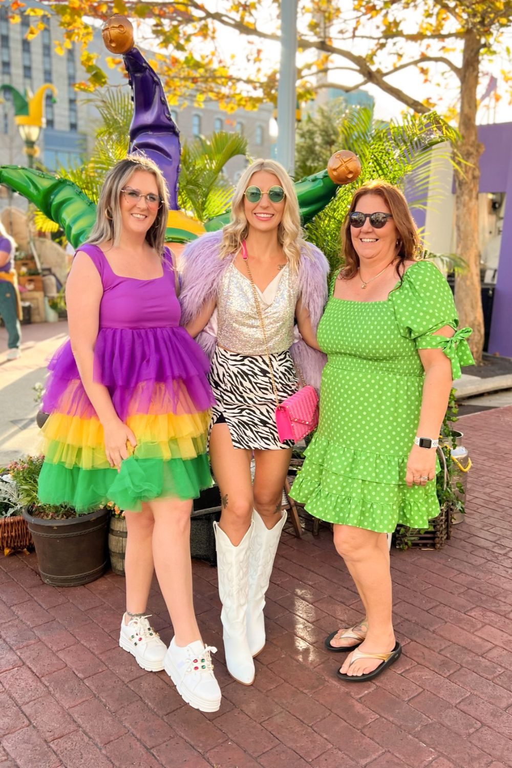 PARTY FOR MARDI DRESS *