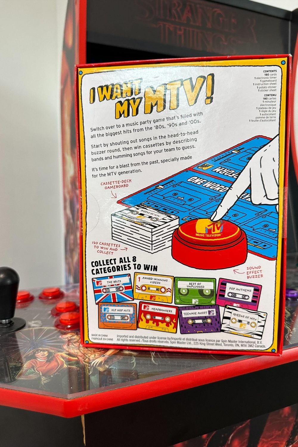 MTV THE THROWBACK MUSIC PARTY GAME - UNOPENED*