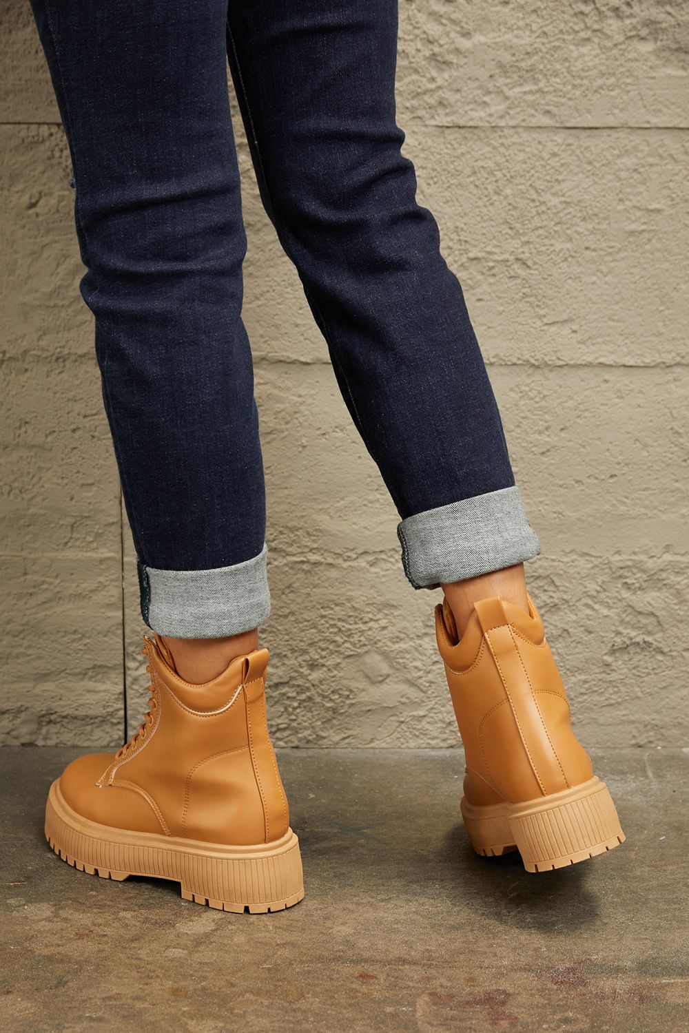 RUGGED EDGE COMBAT BOOTS
