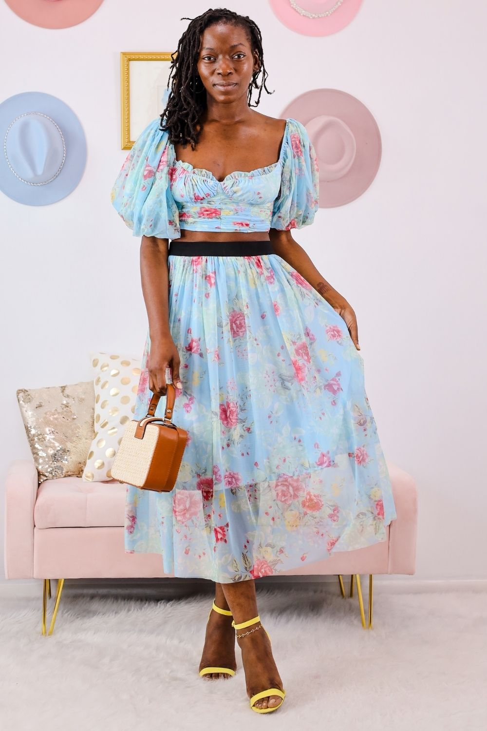 GO WITH THE FLORAL FLOW SKIRT