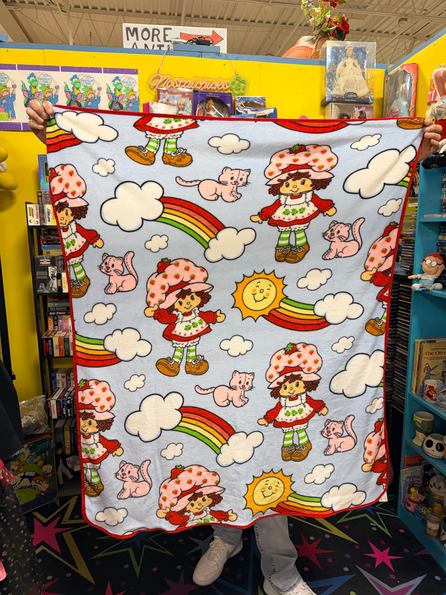 Strawberry Shortcake throw blanket