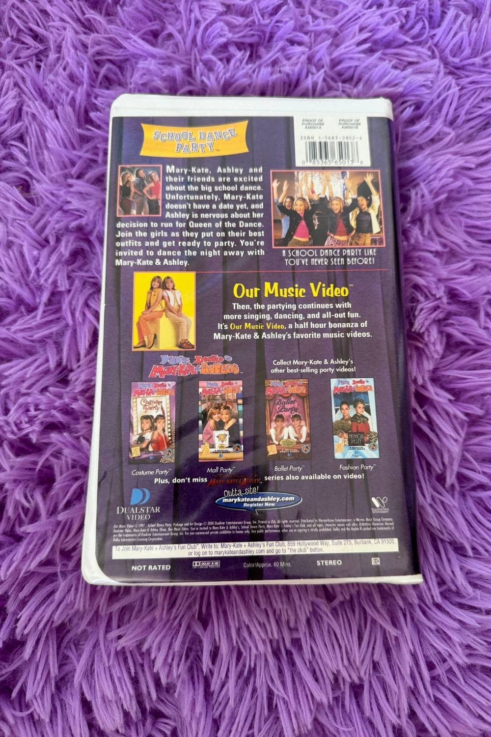 MARY-KATE AND ASHLEY'S SCHOOL DANCE PARTY VHS*