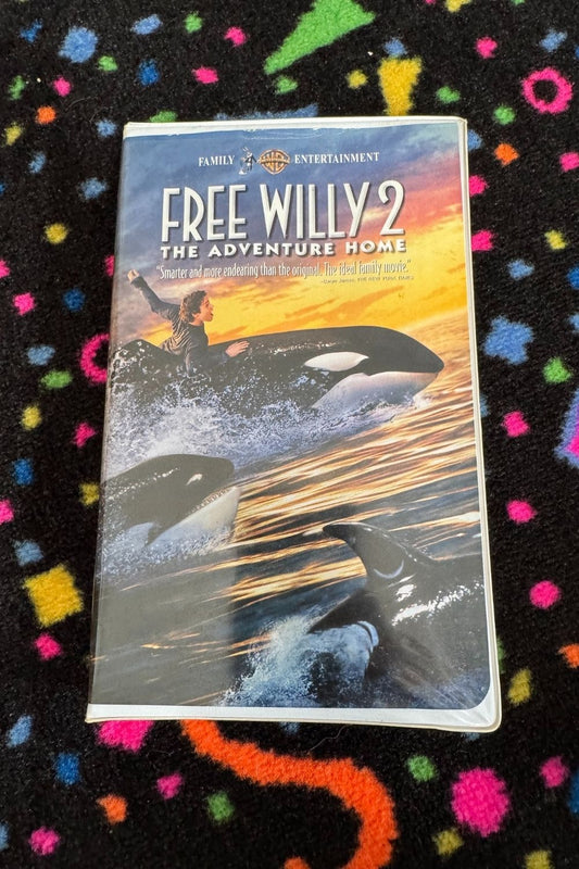 FREE WILLY 2 THE ADVENTURE HOME*