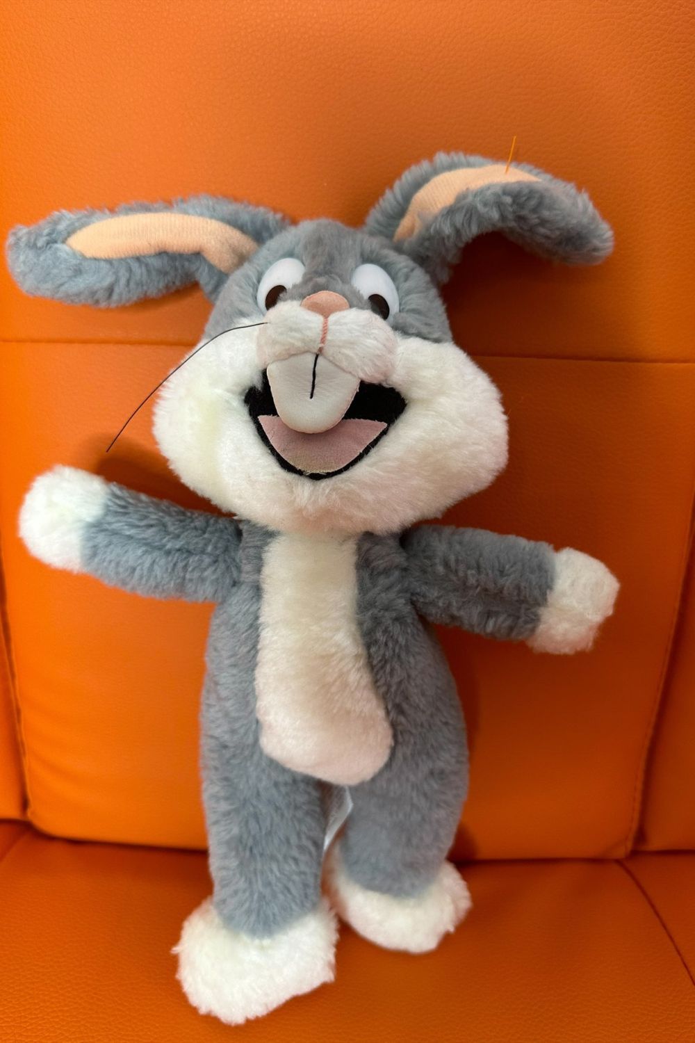 1993 BUGS BUNNY PLUSH*