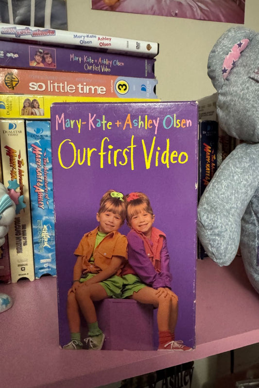 MARY-KATE & ASHLEY OUR FIRST VIDEO VHS*