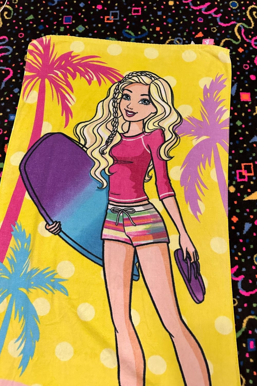 2017 BARBIE BEACH TOWEL*