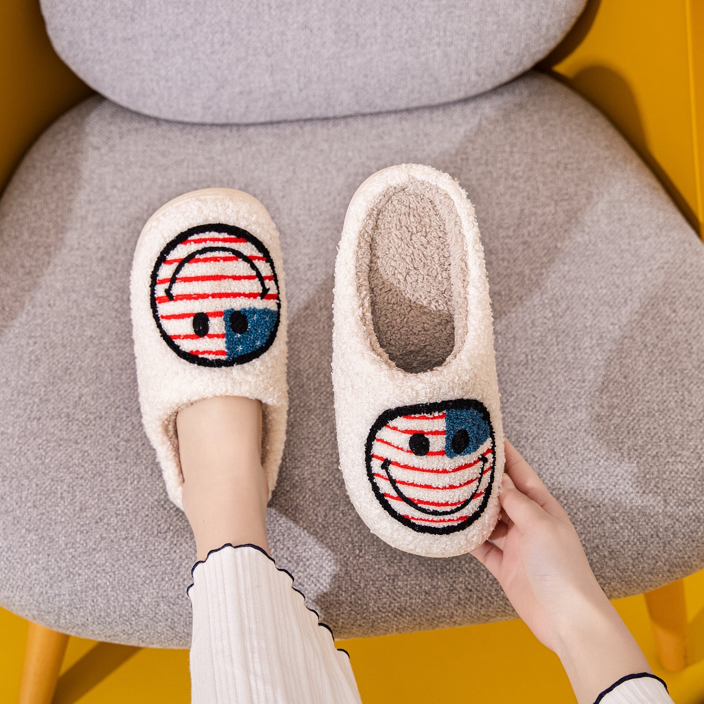 ALL-AMERICAN SMILES SLIPPERS