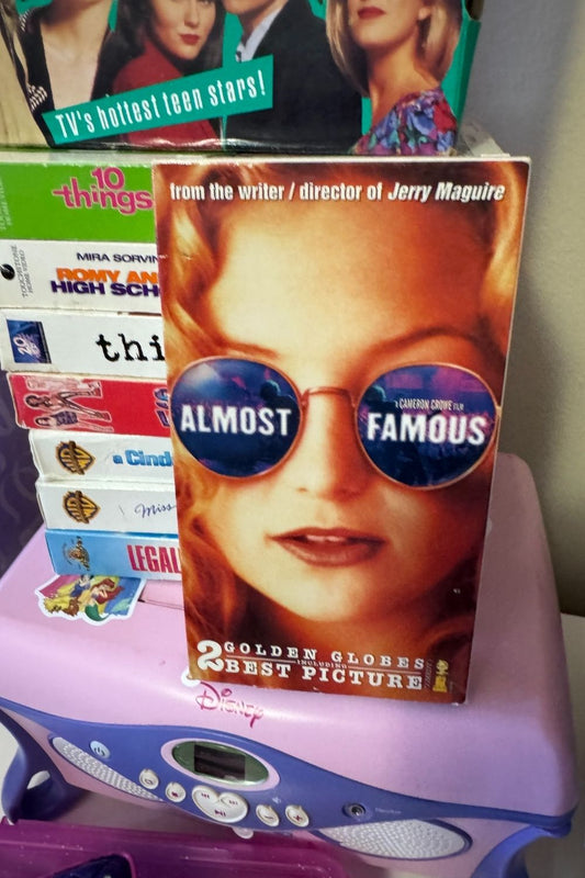 ALMOST FAMOUS VHS*