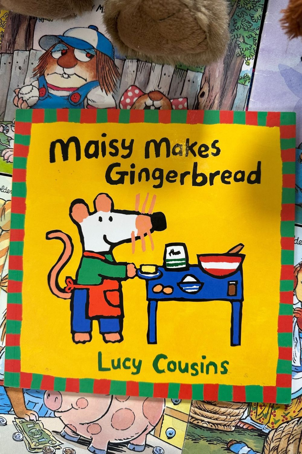 MAISY MAKES GINGERBREAD BOOK*