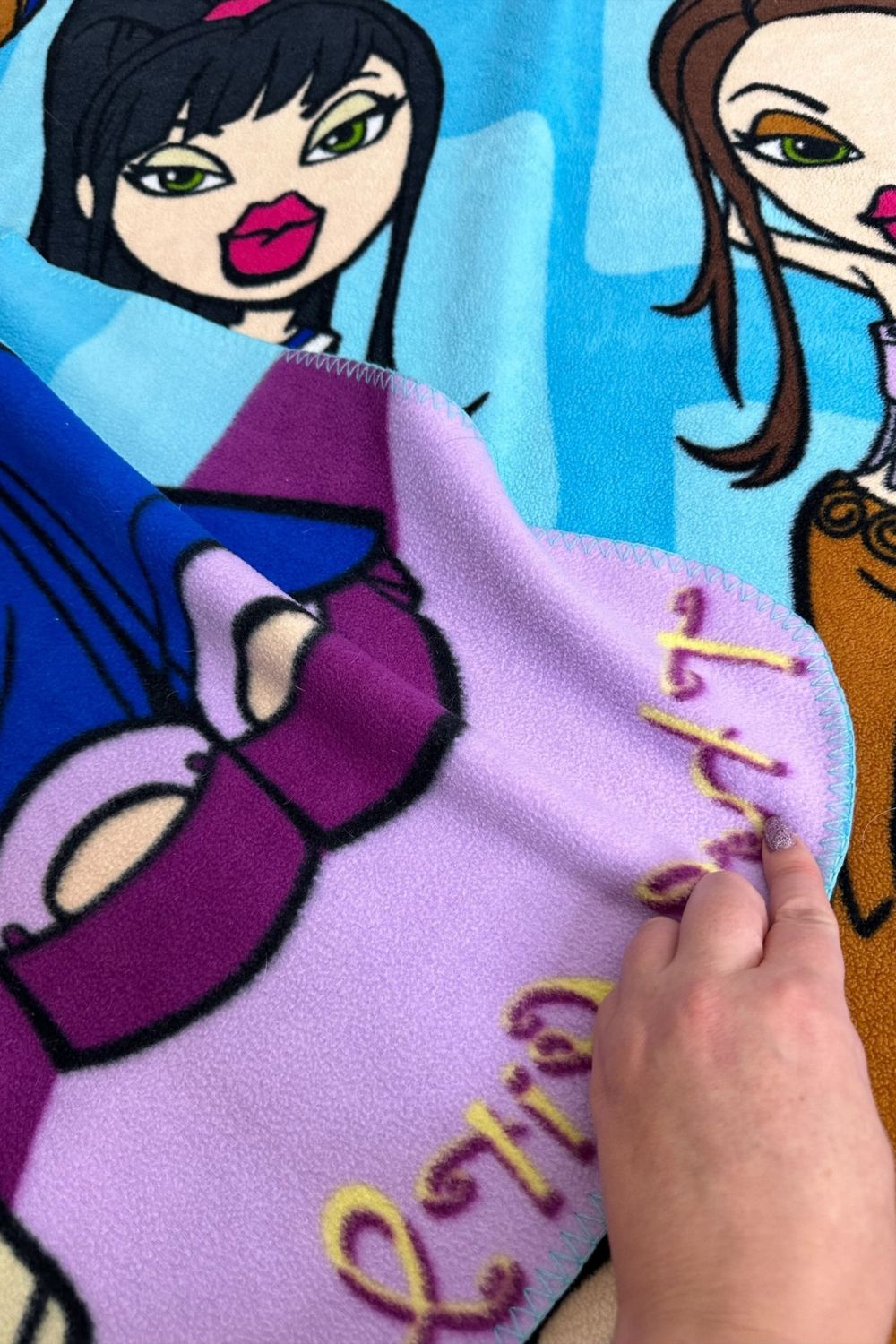 BLUE BRATZ BLANKET* Nostalchicks