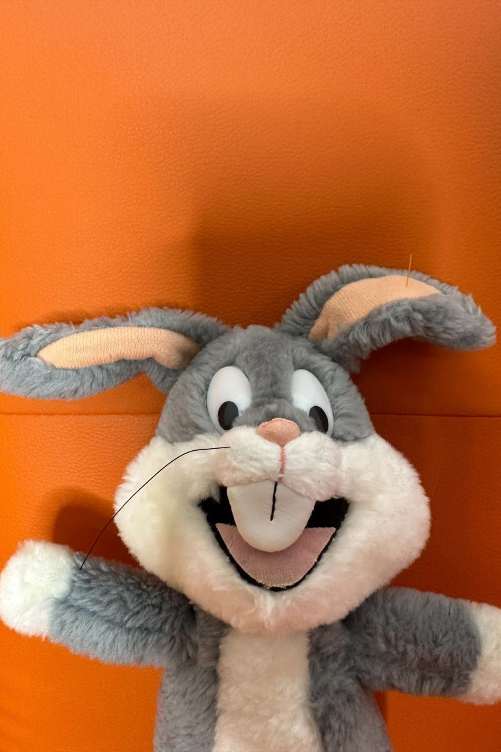 1993 BUGS BUNNY PLUSH*