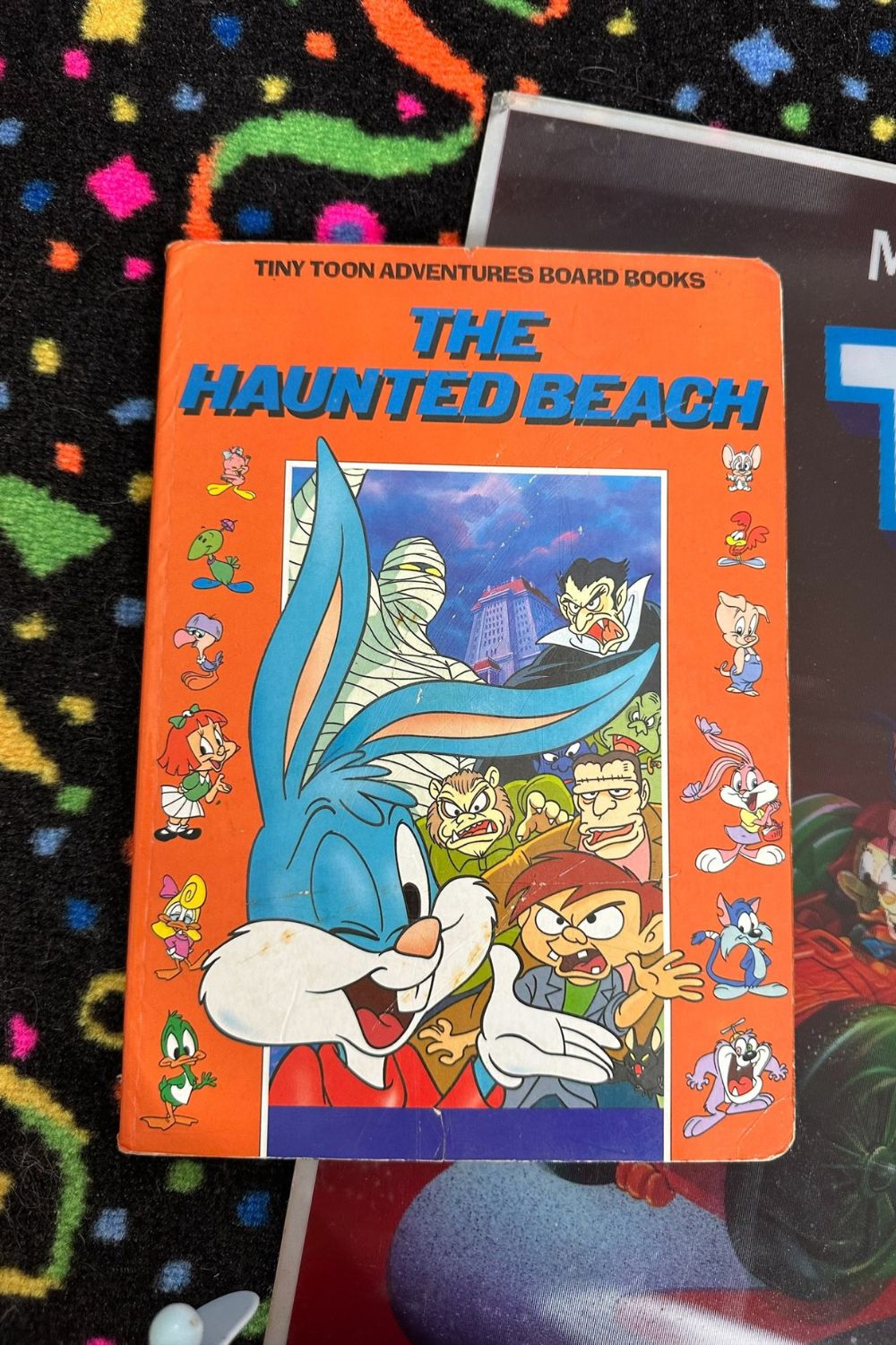 TINY TOON ADVENTURES AND THE HAUNTED BEACH BOOK*