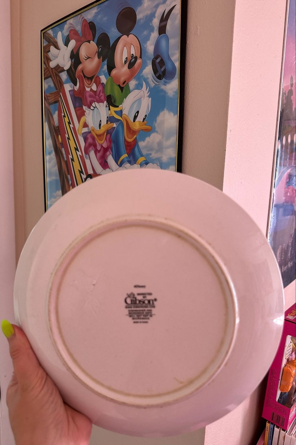 VINTAGE 1996 DISNEY BY GIBSON MICKEY MOUSE AND FRIENDS PLATES*