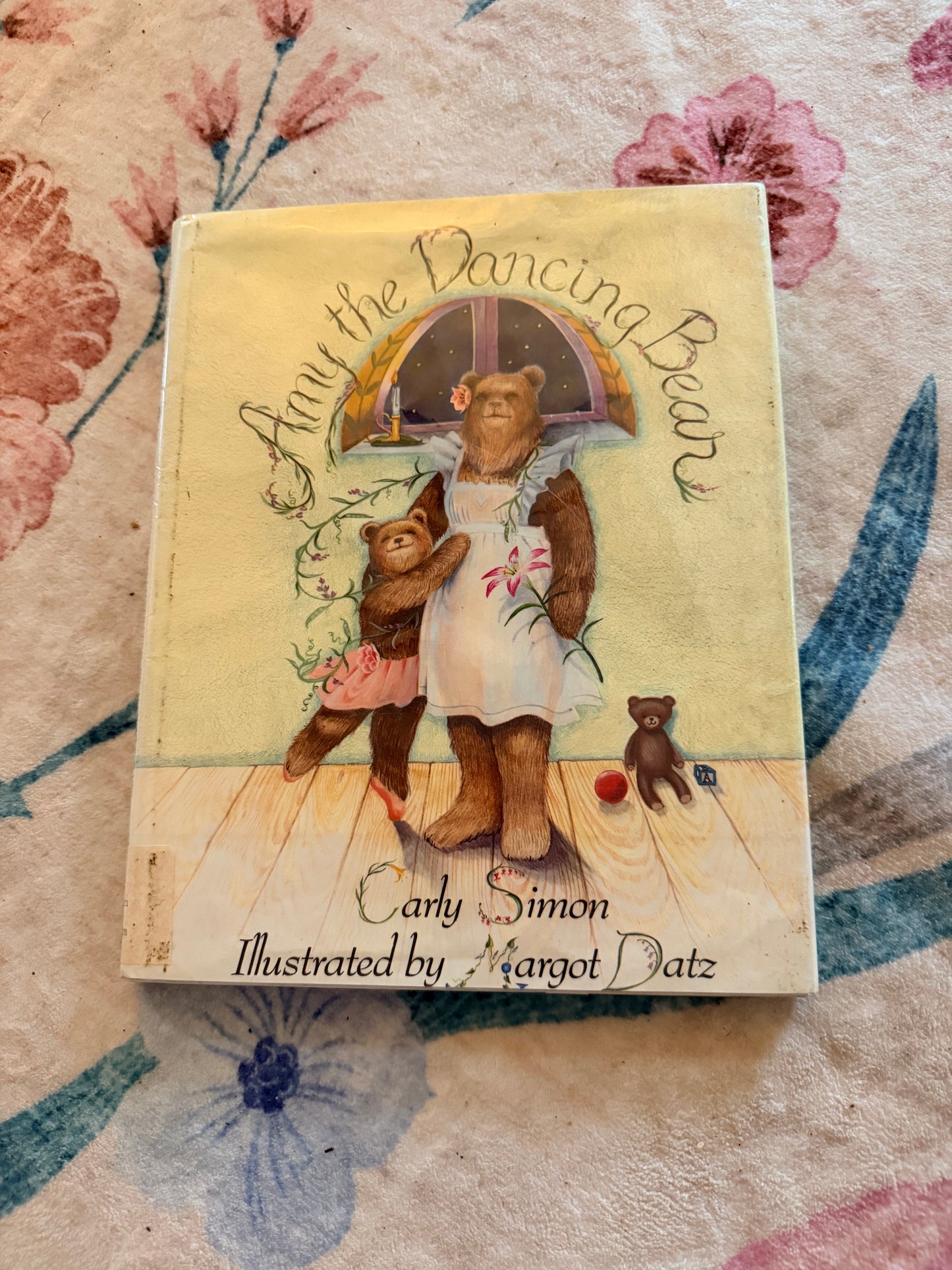 Amy the dancing bear by Carly Simon book