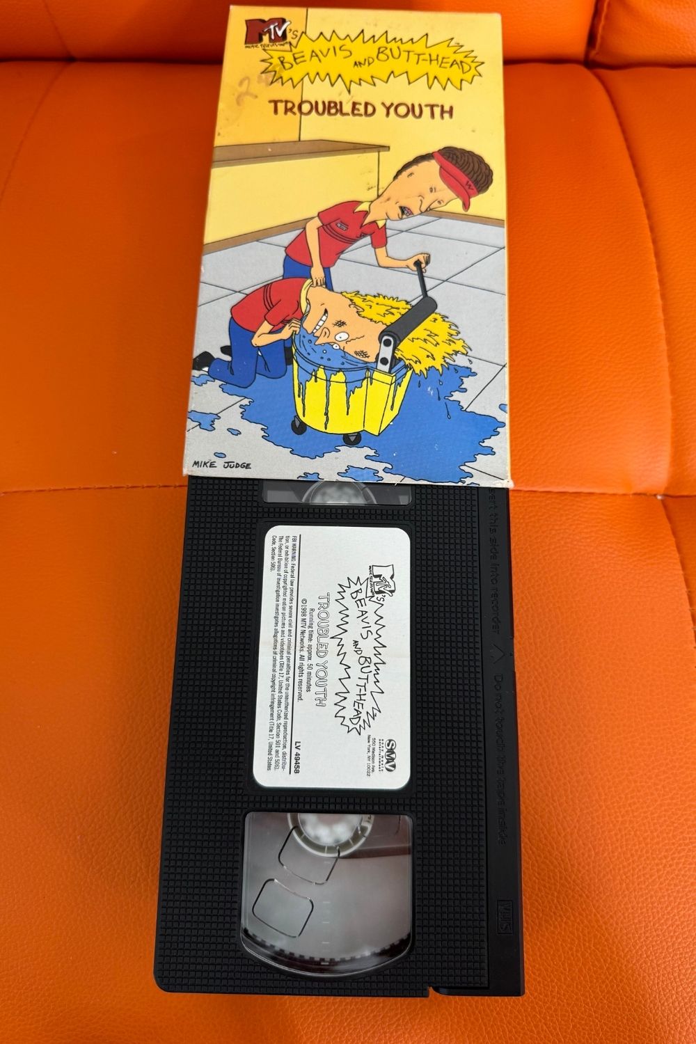 BEVIS AND BUTTHEAD TROUBLED YOUTH VHS*