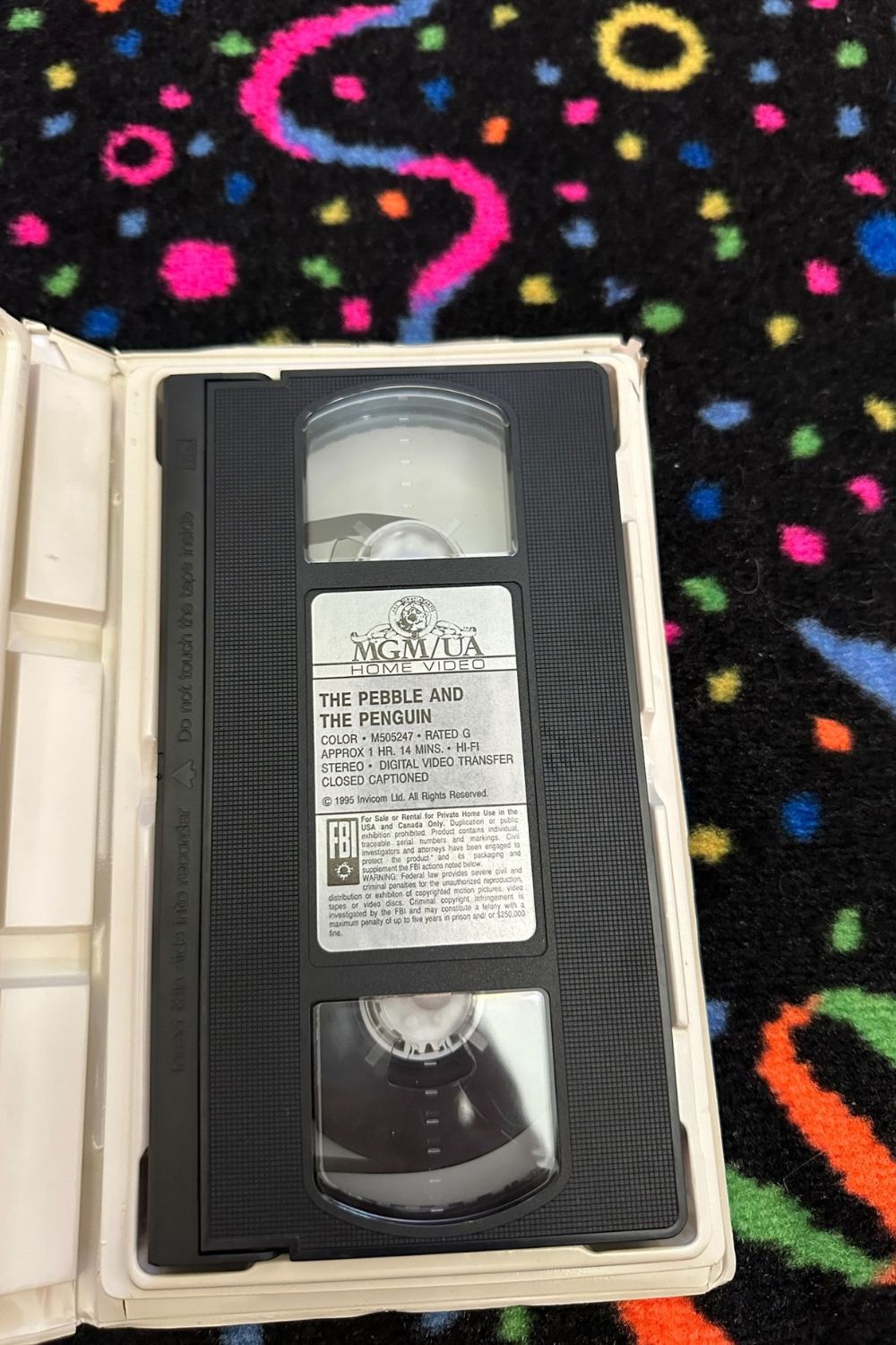 THE PEBBLE AND THE PENGUIN VHS*