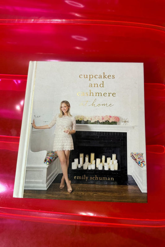 CUPCAKES AND CASHMERE AT HOME BOOK*