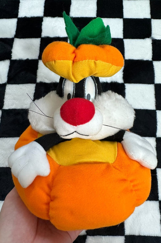 PUMPKIN SYLVESTER PLUSH*