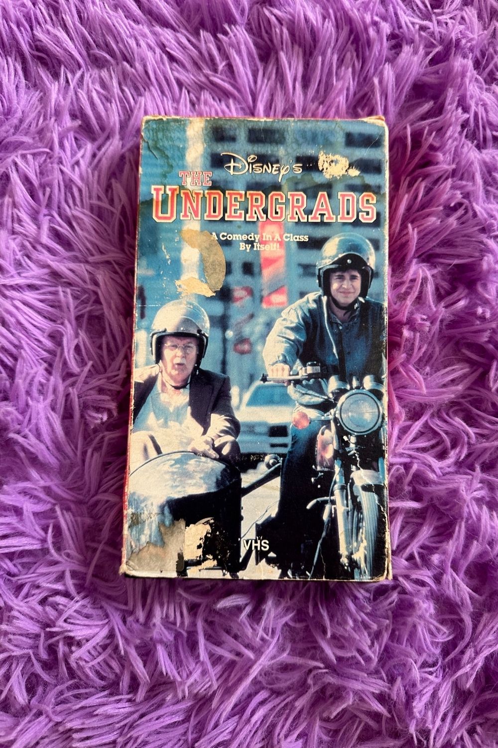 DISNEYS UNDERGRADS VHS*