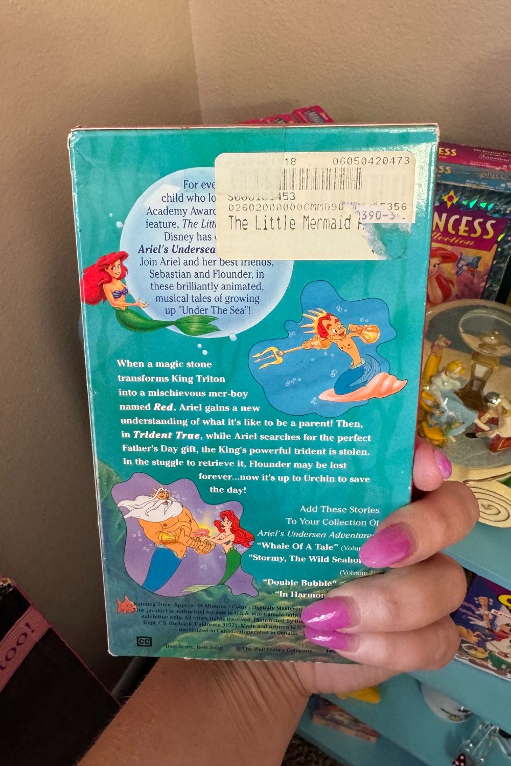 ARIEL’S UNDERSEA ADVENTURES: ARIEL’S GIFT VHS*