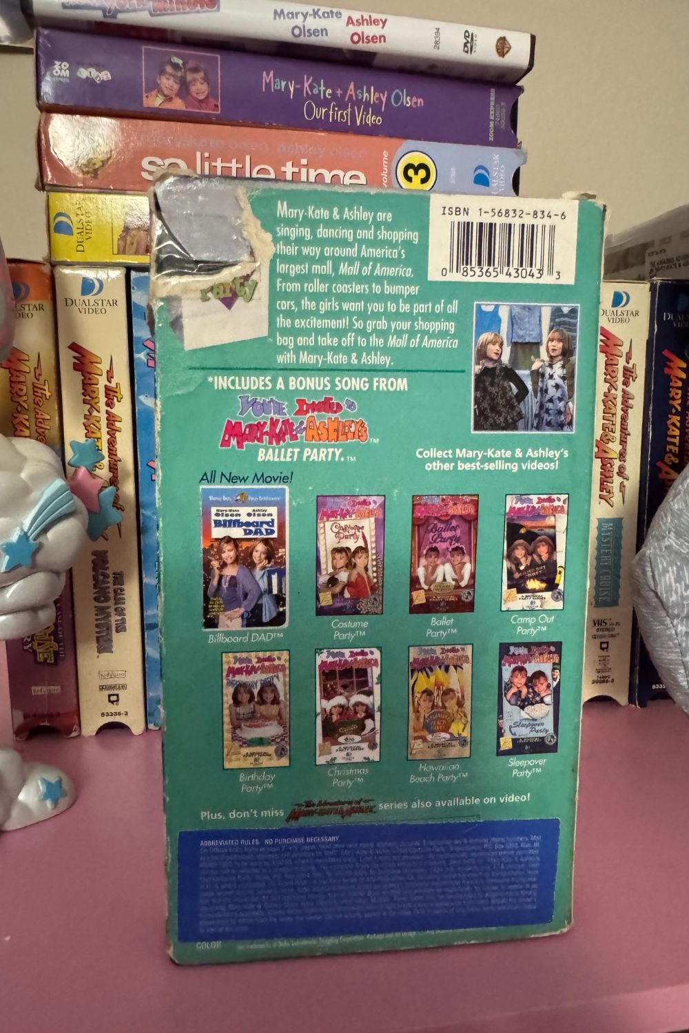 MARY-KATE AND ASHLEY OLSEN MALL PARTY VHS*