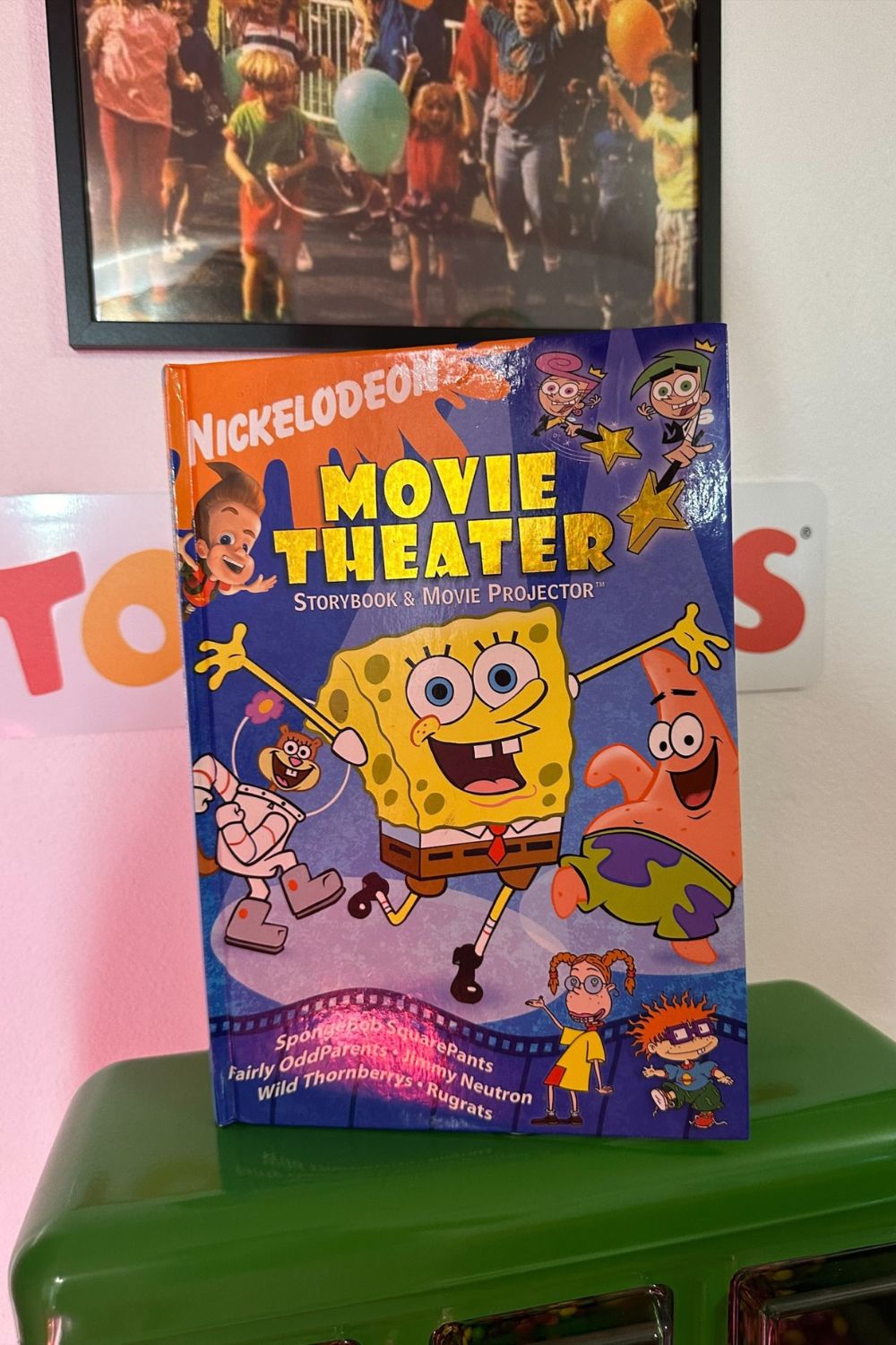 2004 NICKELODEON MOVIE THEATER STORYBOOK*