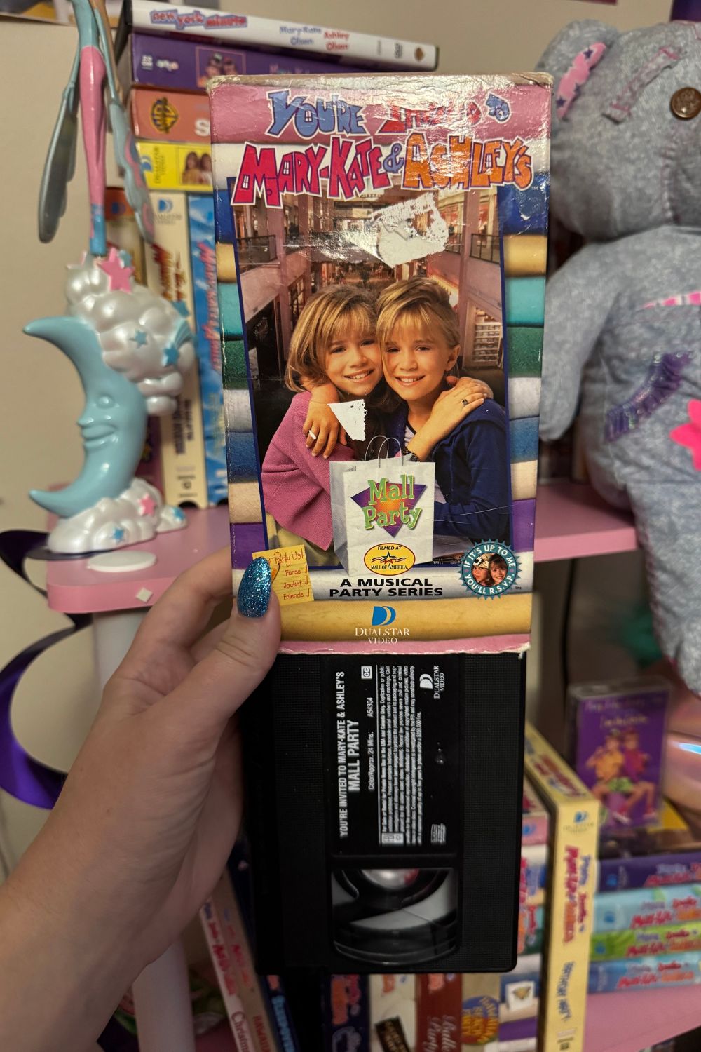 MARY-KATE AND ASHLEY OLSEN MALL PARTY VHS*