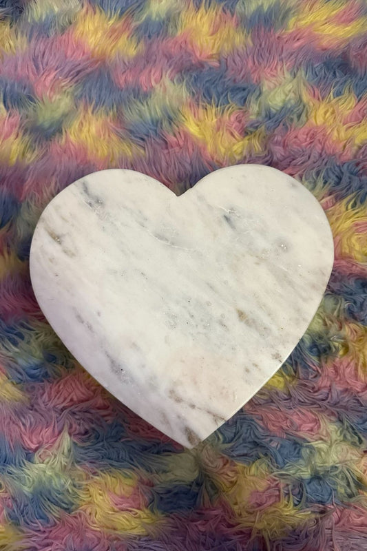 MARBLE STAND UP HEART FIXTURE*