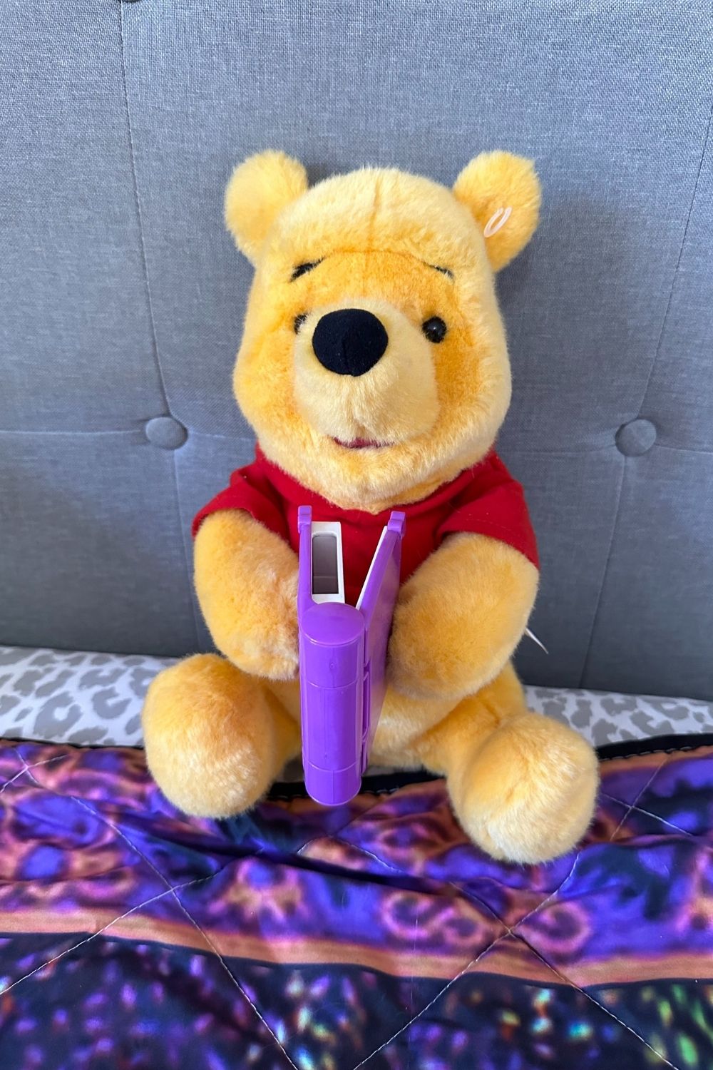 2000 WINNIE THE POOH STORY TELLING PLUSH (NO CARTRIDGE)*