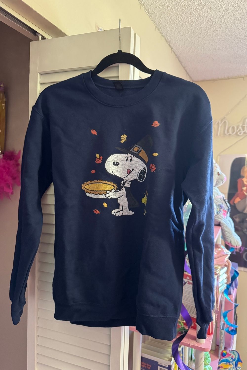 PEANUTS THANKSGIVING BRAND NEW SWEATSHIRT - SIZE S*