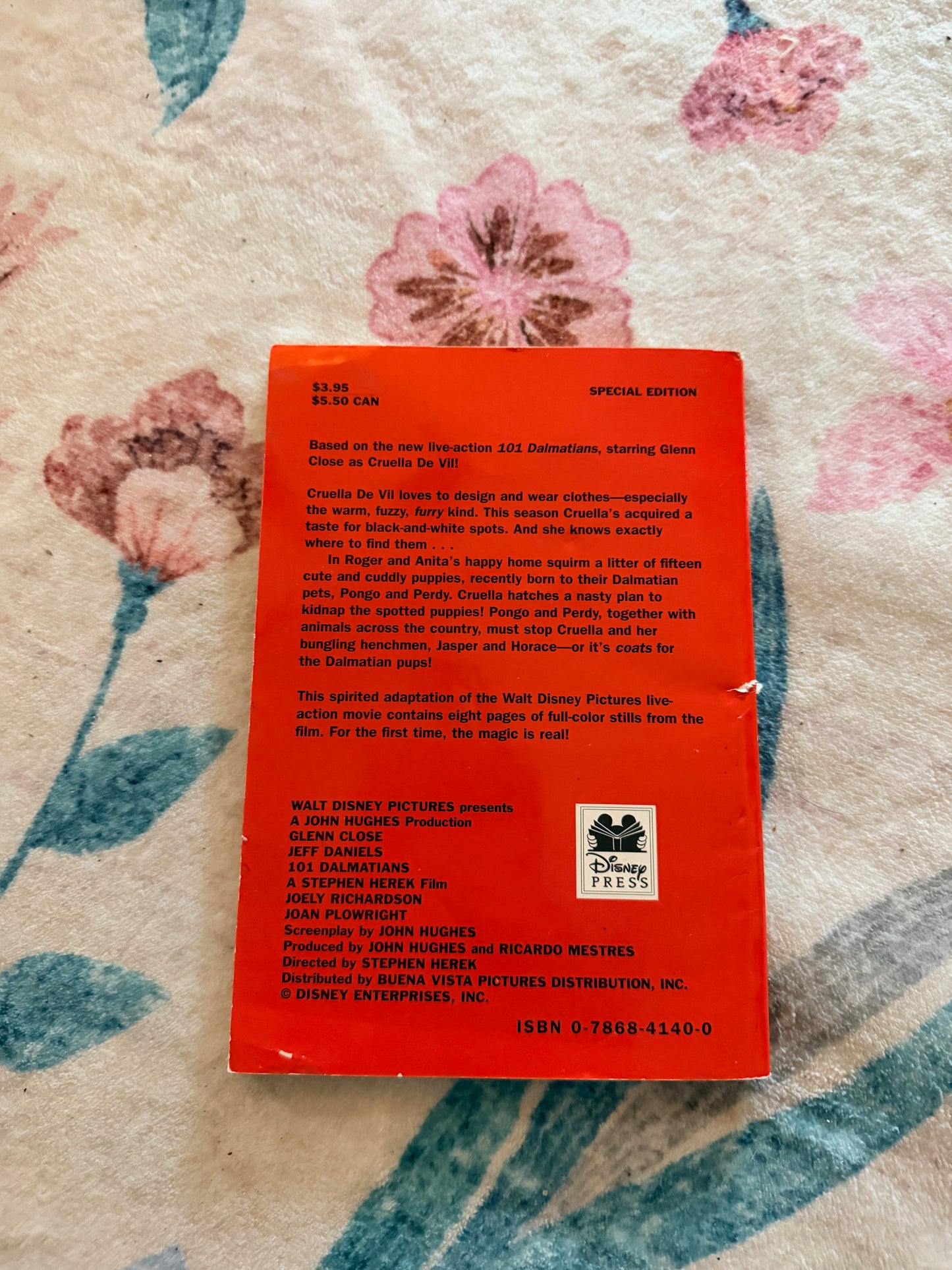 Disneys 101 Dalmatians chapter book