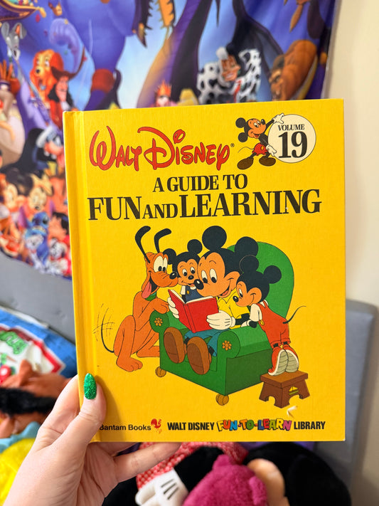 Disney birds, trees flowers and bees book