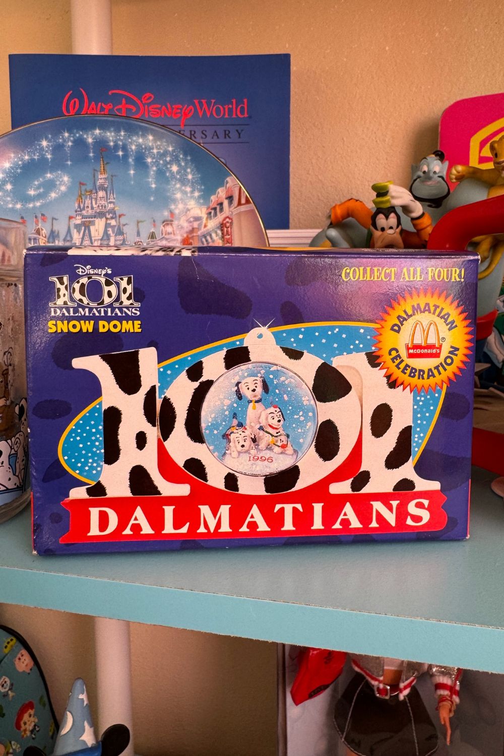 101 DALMATIANS  SNOW DOME "DALMATIAN CELEBRATION"*