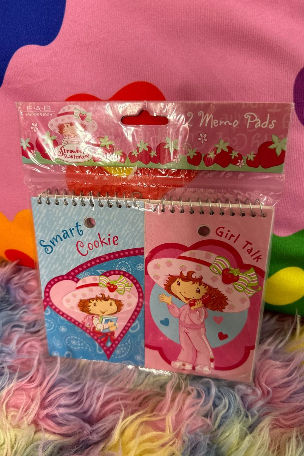 2005 STRAWBERRY SHORTCAKE MEMO PAD (UNOPENED)*