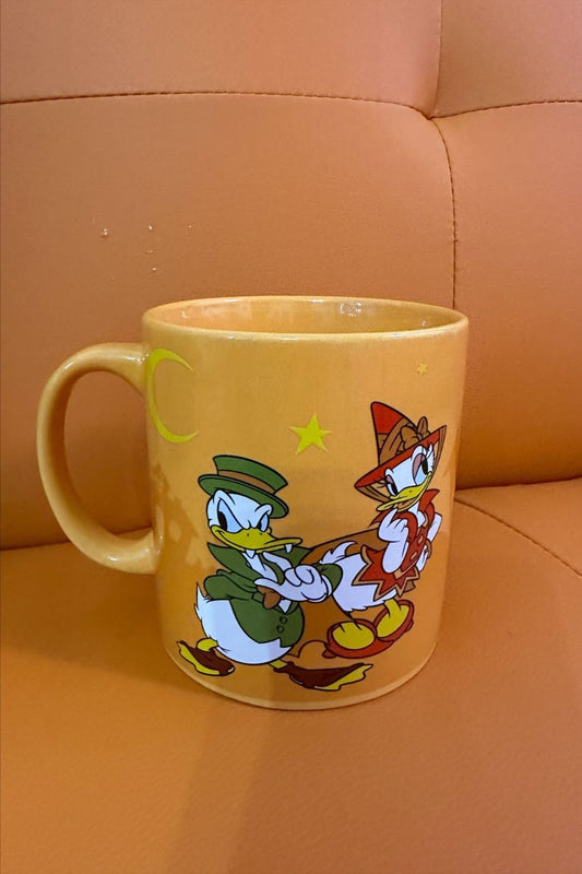 LARGE HALLOWEEN DAISY, DONALD AND MINNIE MOUSE MUG*