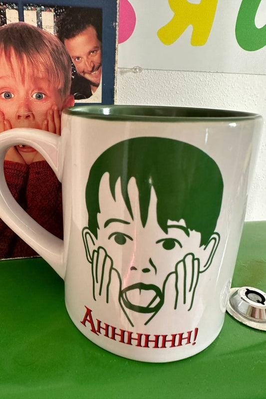 HOME ALONE “AHHHHHH!” 14OZ COFFEE MUG*