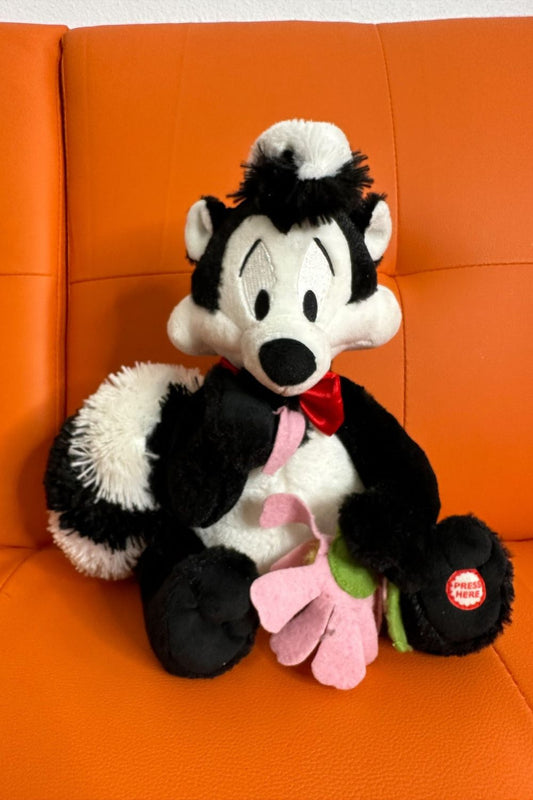 PEPE LE PEW TALKING PLUSH*