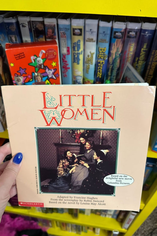 LITTLE WOMEN BOOK*