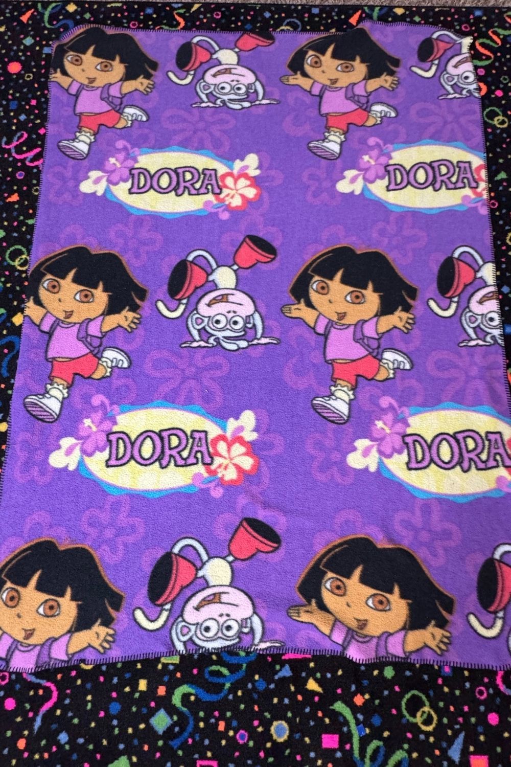 DORA THE EXPLORER THROW BLANKET*